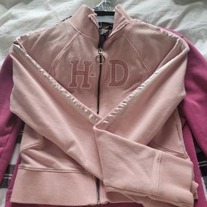 Harley Davidson short sweater.